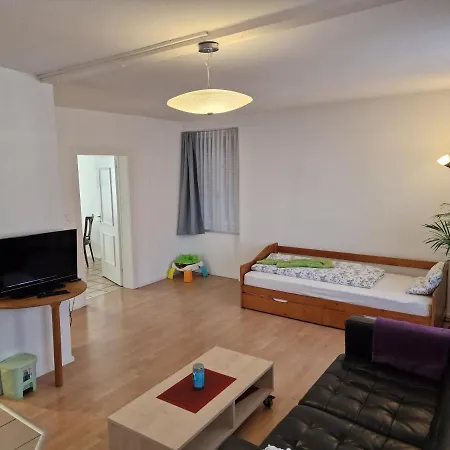 Bastis Family Apartment *